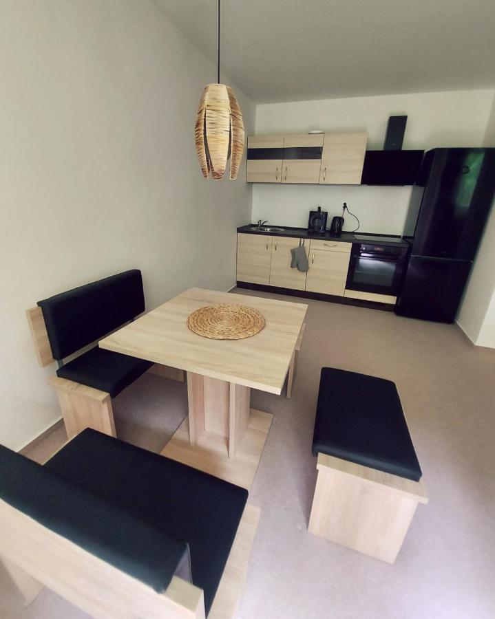 The Meetinka Apartments 耶塞尼克 外观 照片